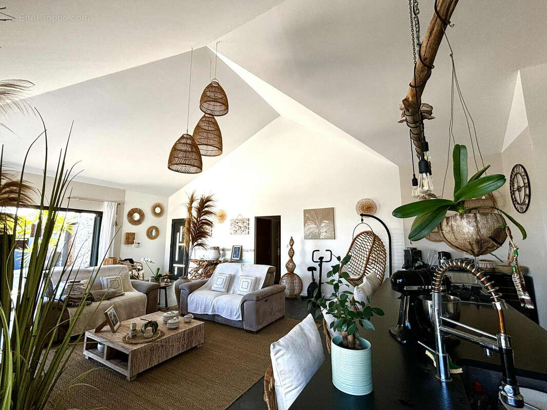 Maison à SAINT-PIERRE