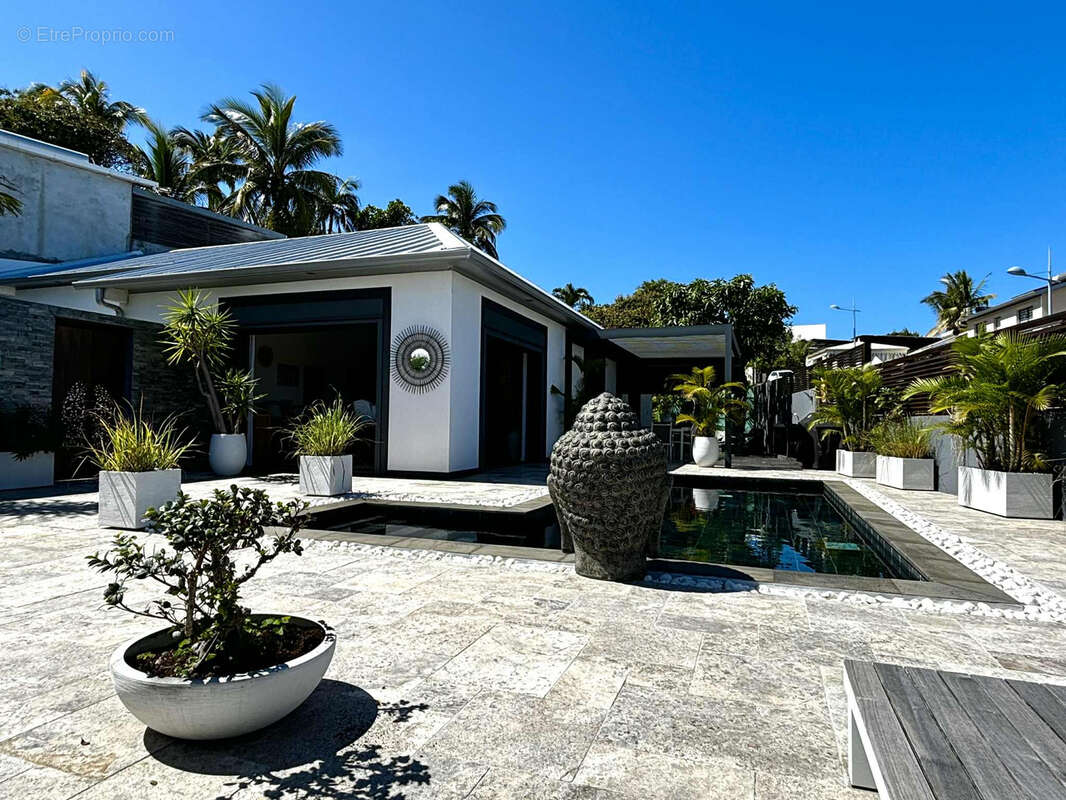 Maison à SAINT-PIERRE