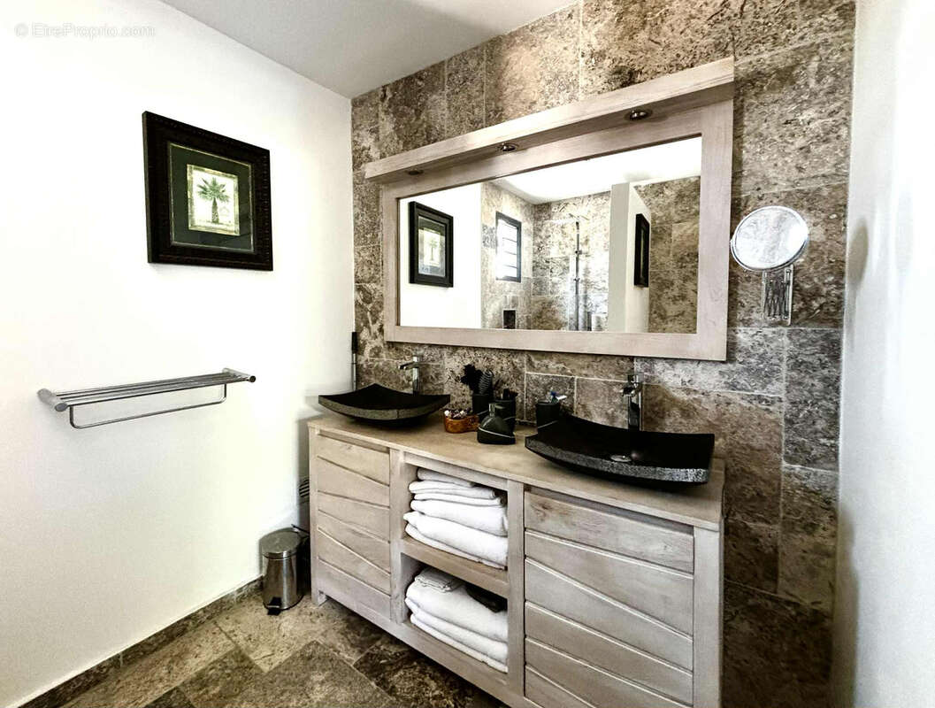 Maison à SAINT-PIERRE