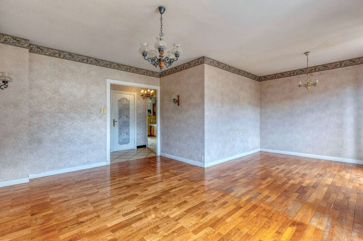 Appartement à VOIRON