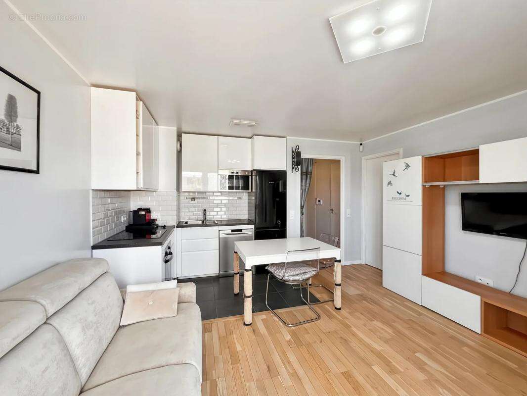 Appartement à COLOMBES