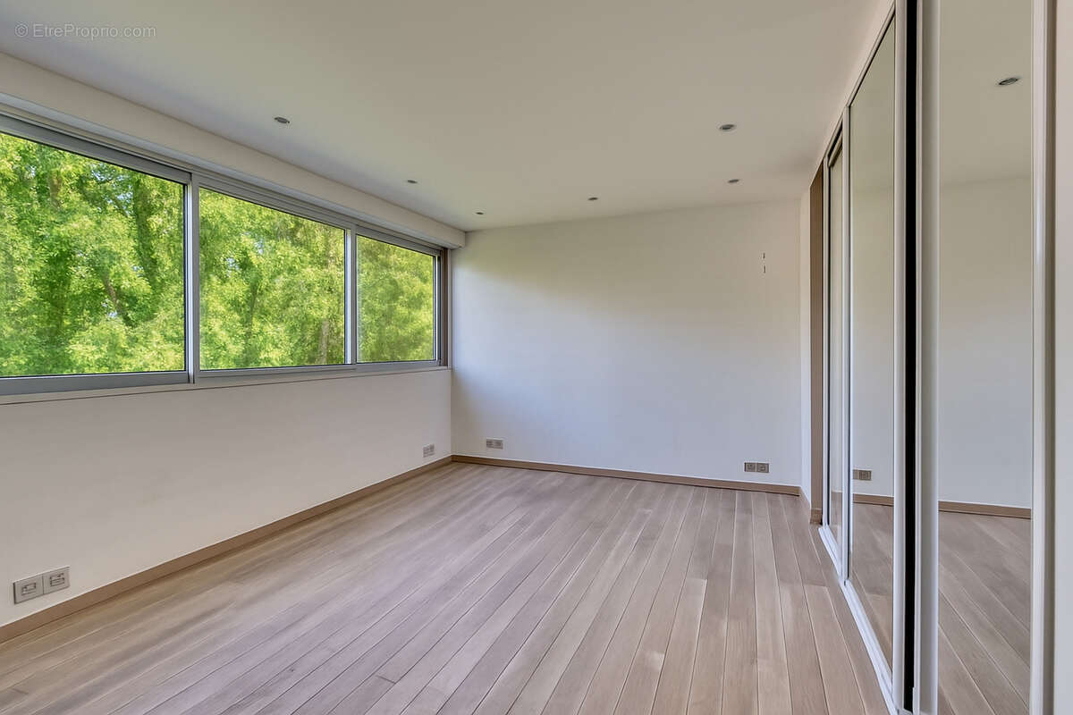 Appartement à VAUCRESSON