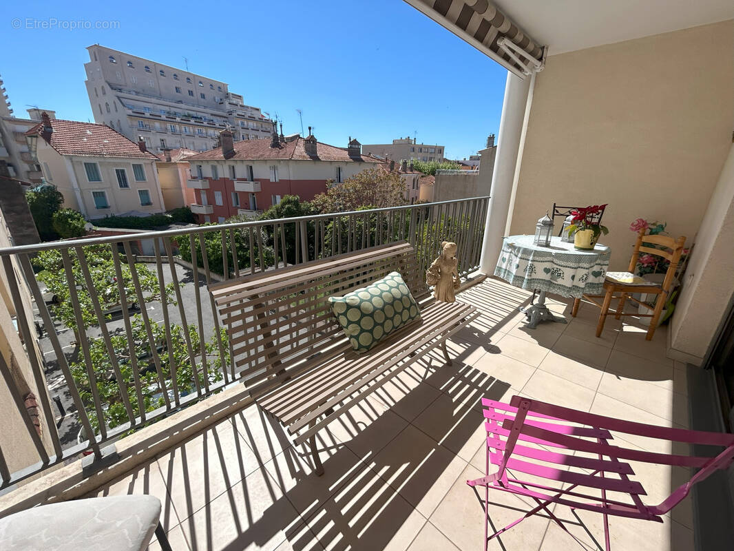 Autre à SAINT-RAPHAEL