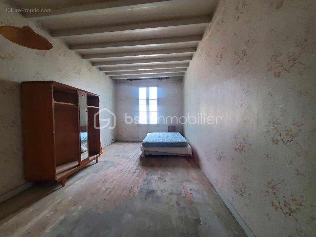 Maison à CASTILLON-LA-BATAILLE