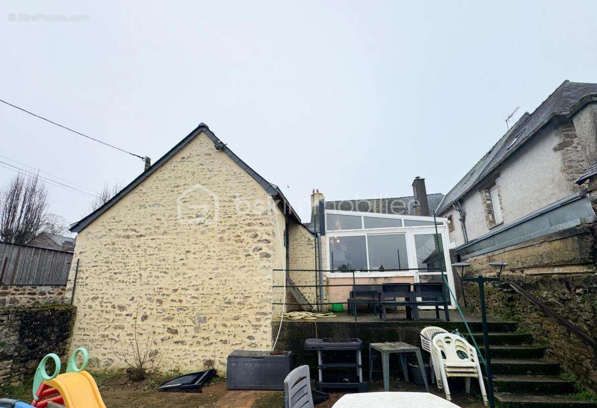 Maison à LE BOURGNEUF-LA-FORET