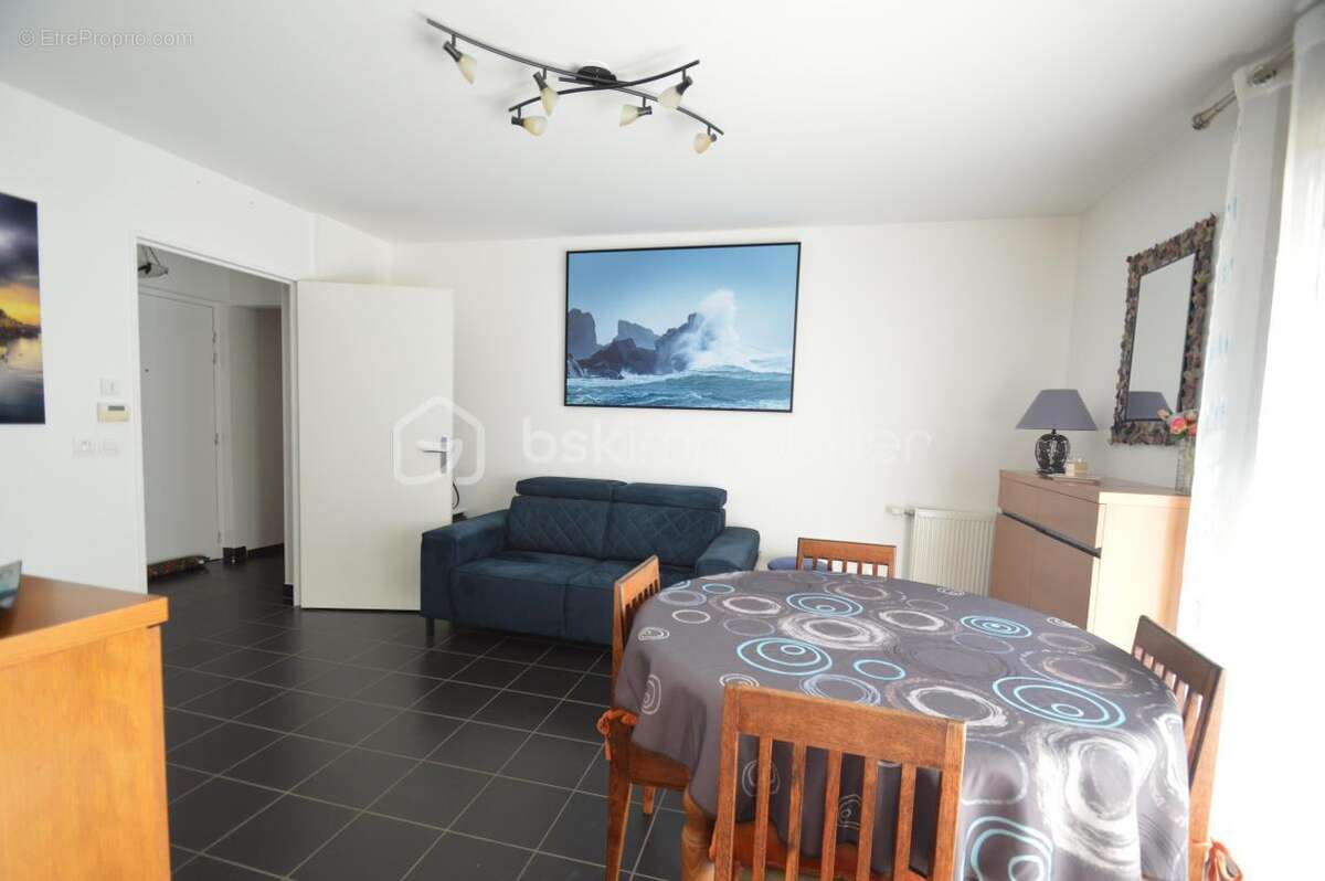 Appartement à TREMBLAY-EN-FRANCE