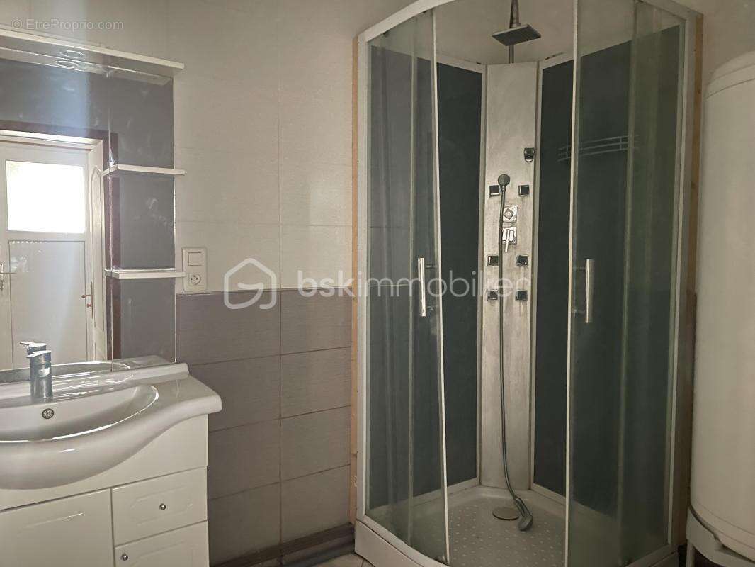 Maison à LIGNY-LE-CHATEL