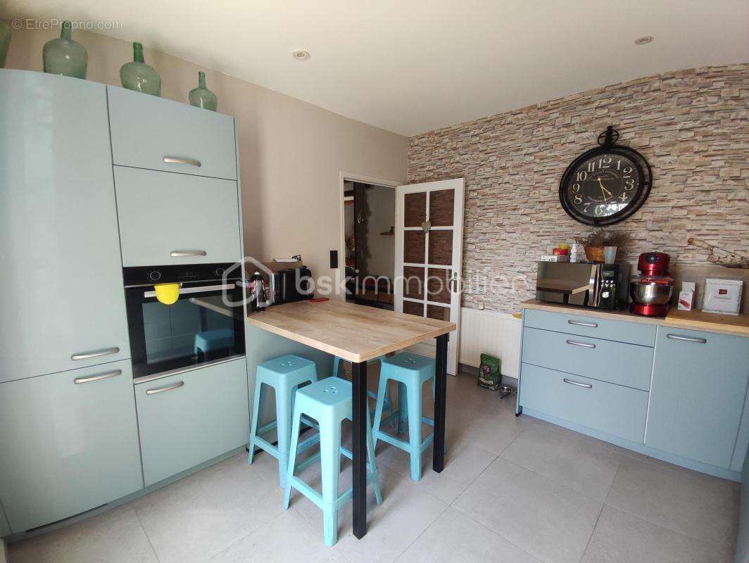 Maison à CHATEAUNEUF-DU-RHONE