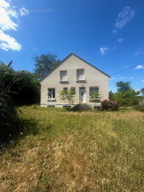 Maison à BONNEUIL-MATOURS