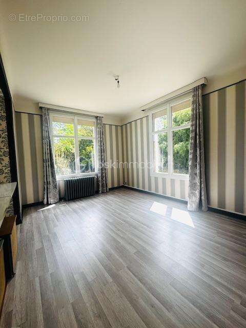 Maison à BONNEUIL-MATOURS