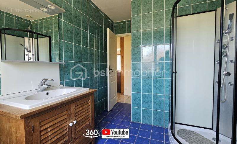 Maison à SAINT-DENIS-LES-PONTS