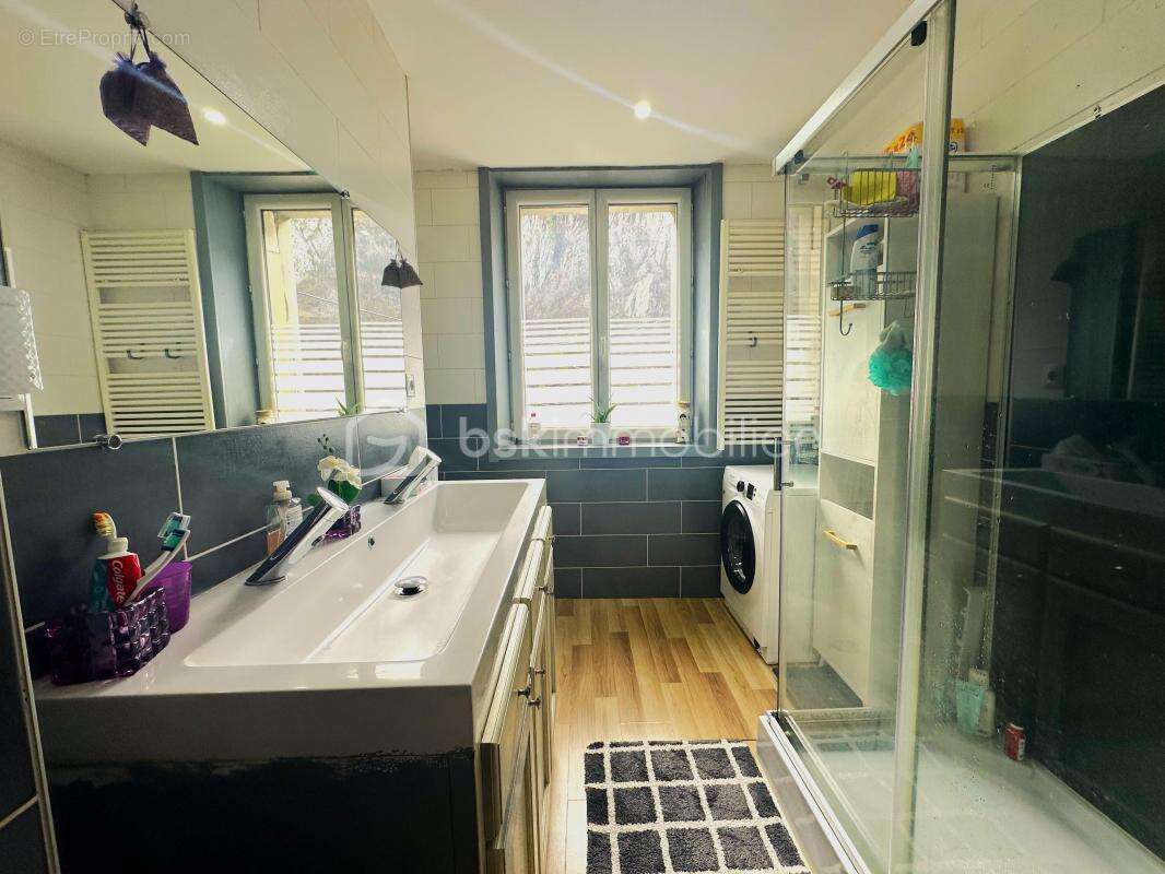 Maison à LA LECHERE