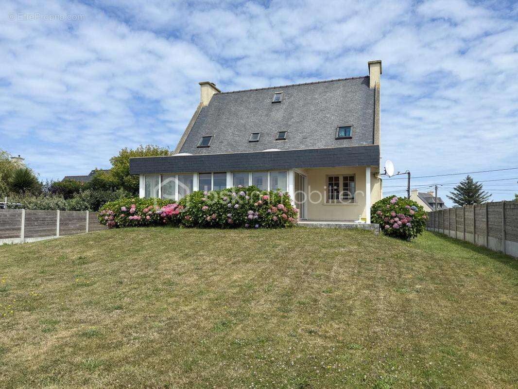 Maison à PLOUDALMEZEAU