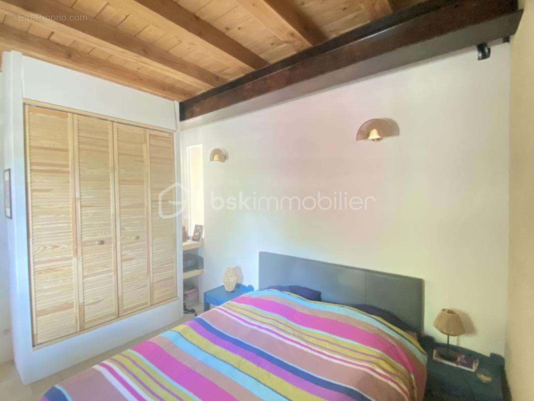 Maison à SAINT-CANNAT