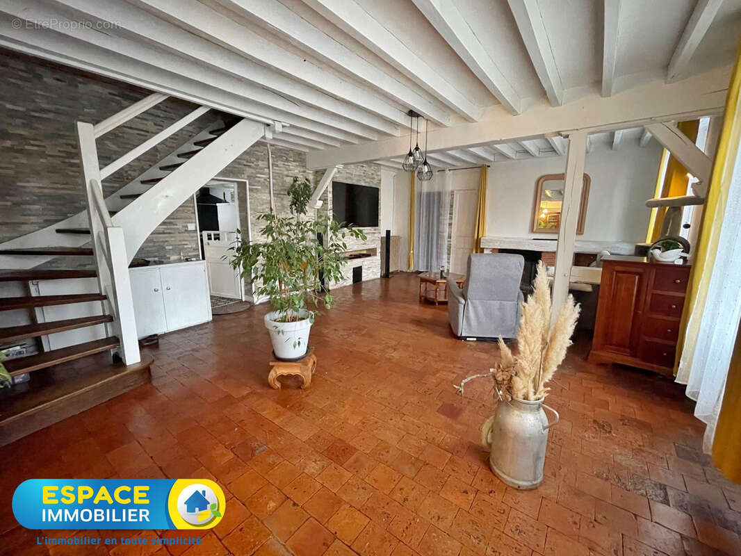 Maison à SAINT-MARTIN-D&#039;ABBAT