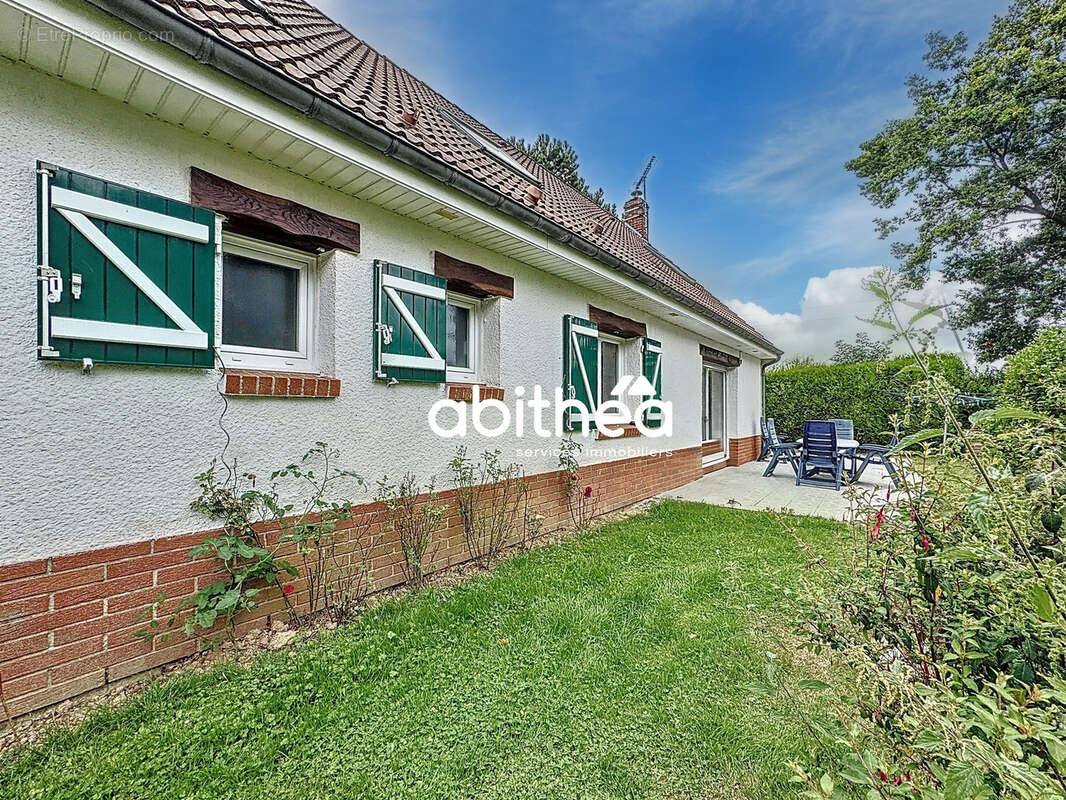 Maison à IZEL-LES-HAMEAUX