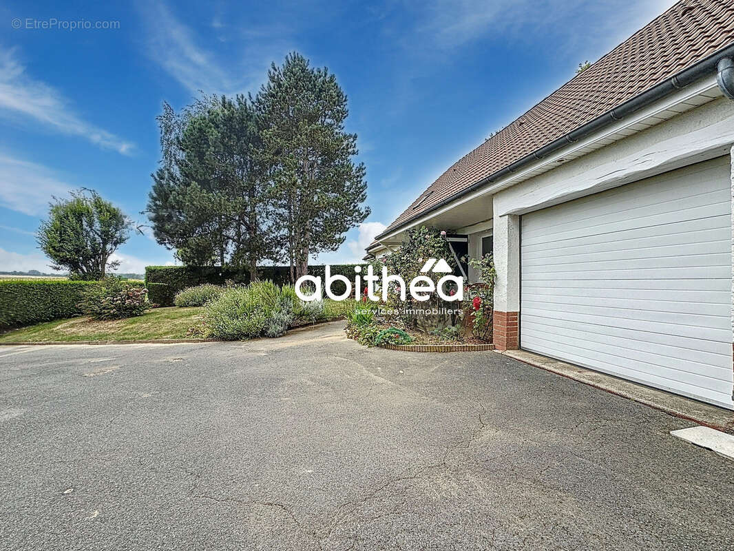 Maison à IZEL-LES-HAMEAUX