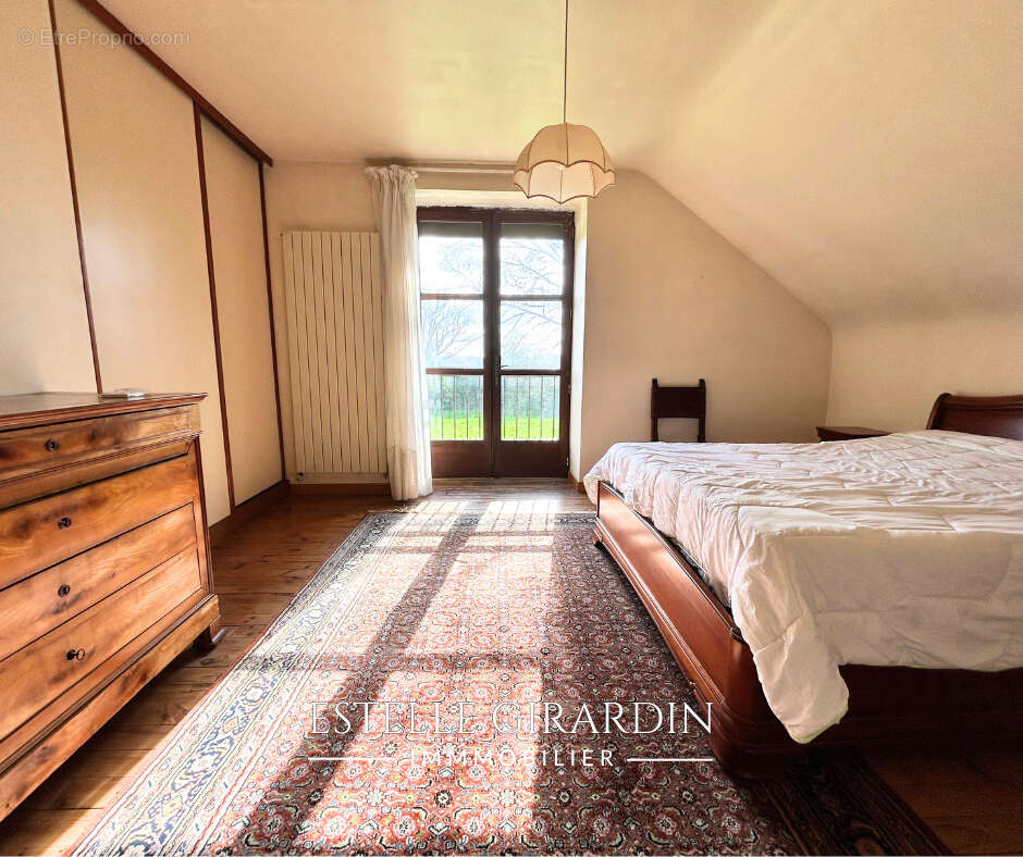 Maison à LA CHAPELLE-SUR-ERDRE