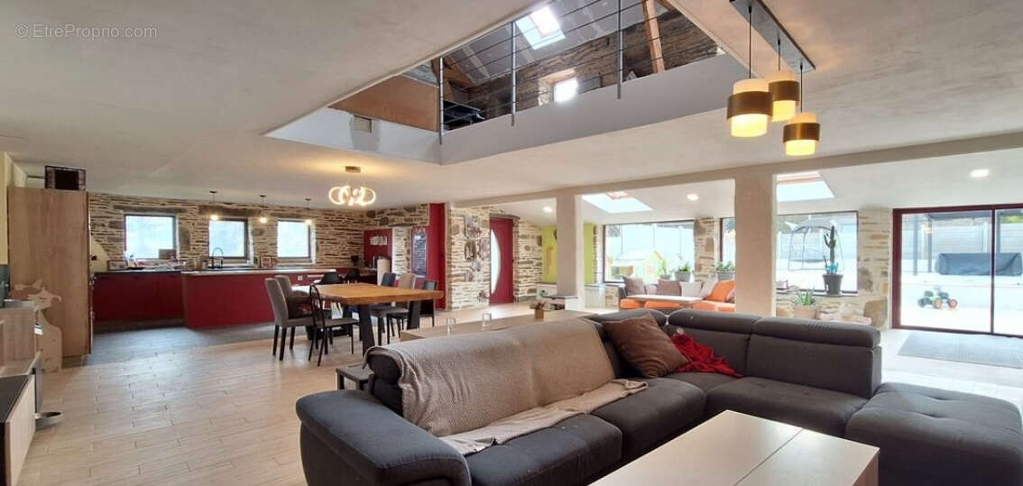 Maison à SAINT-JUST