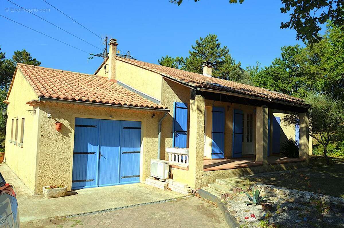 Maison à MALATAVERNE