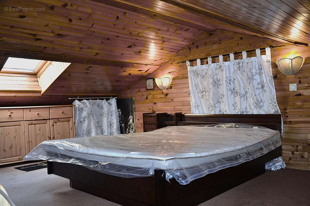 Maison à MALATAVERNE