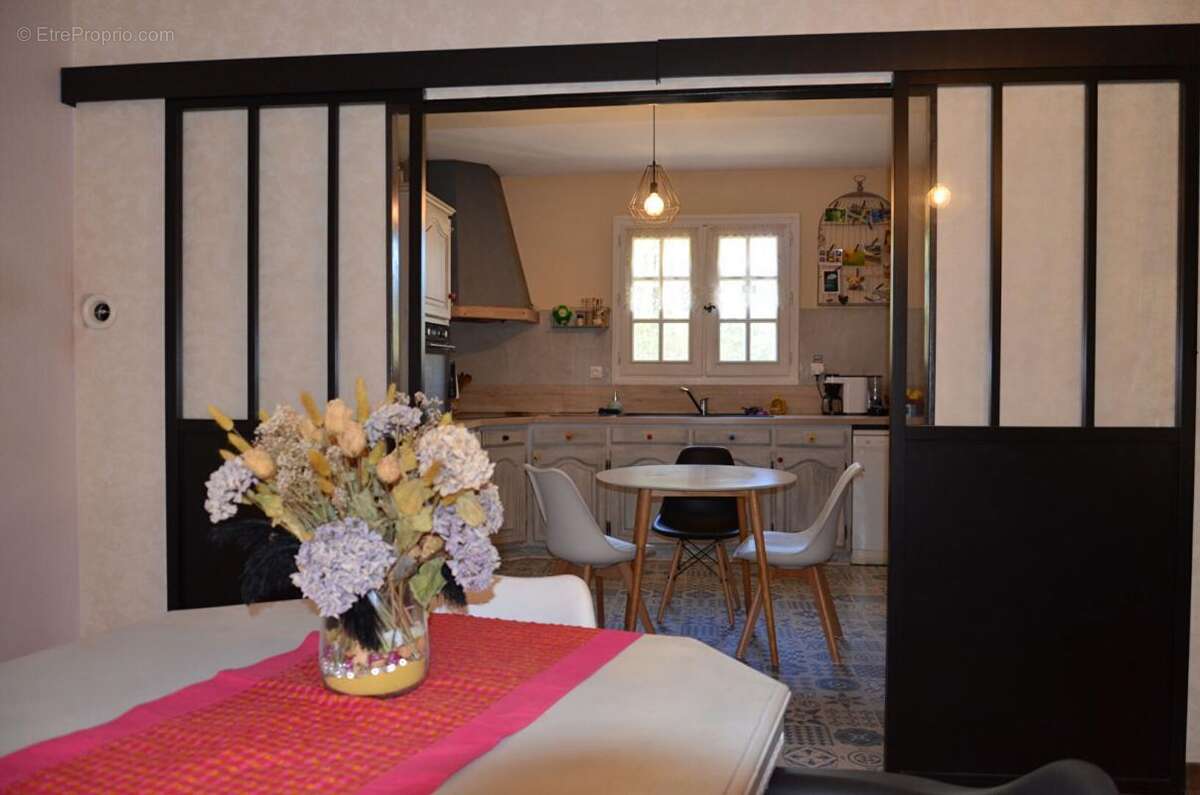 Maison à MALATAVERNE