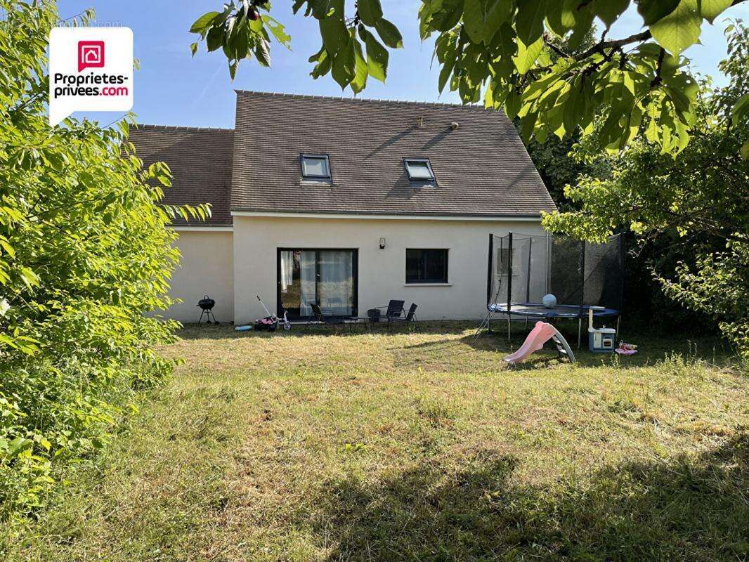 Maison à BERCHERES-SUR-VESGRE