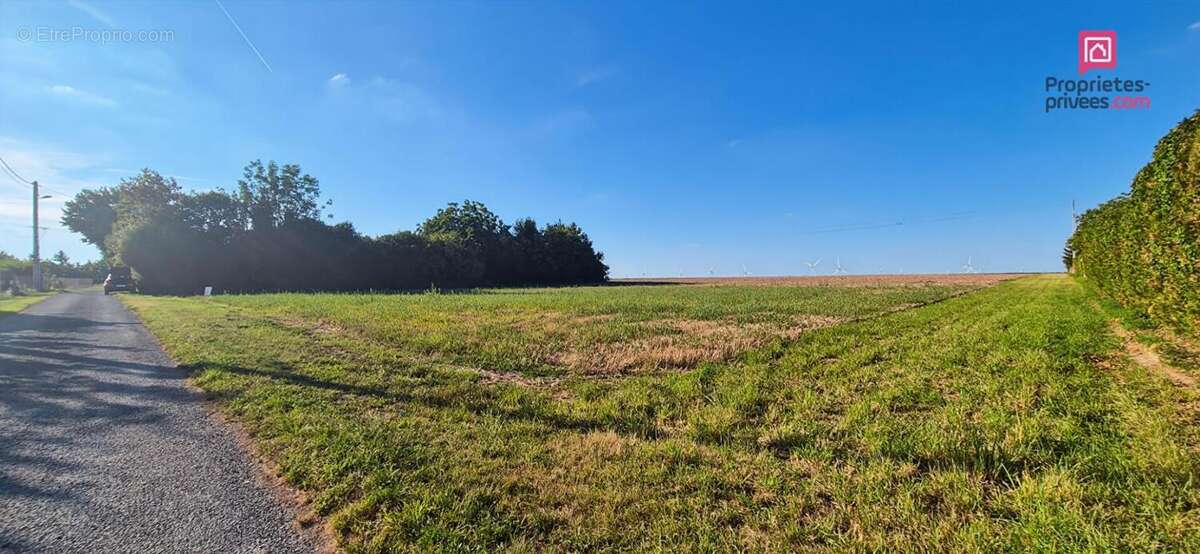Terrain à PLANCY-L&#039;ABBAYE