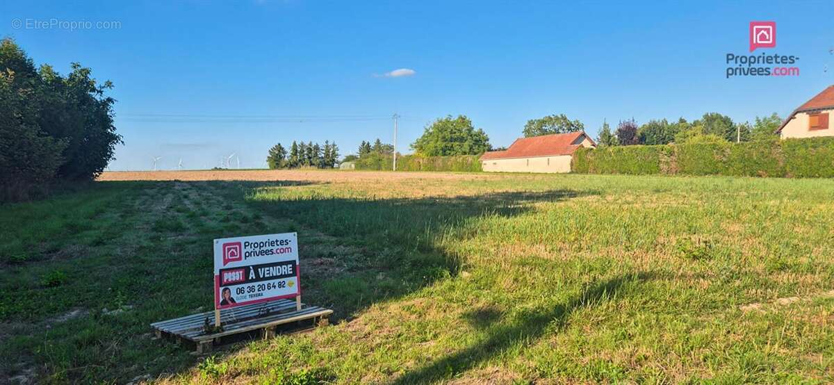 Terrain à PLANCY-L&#039;ABBAYE