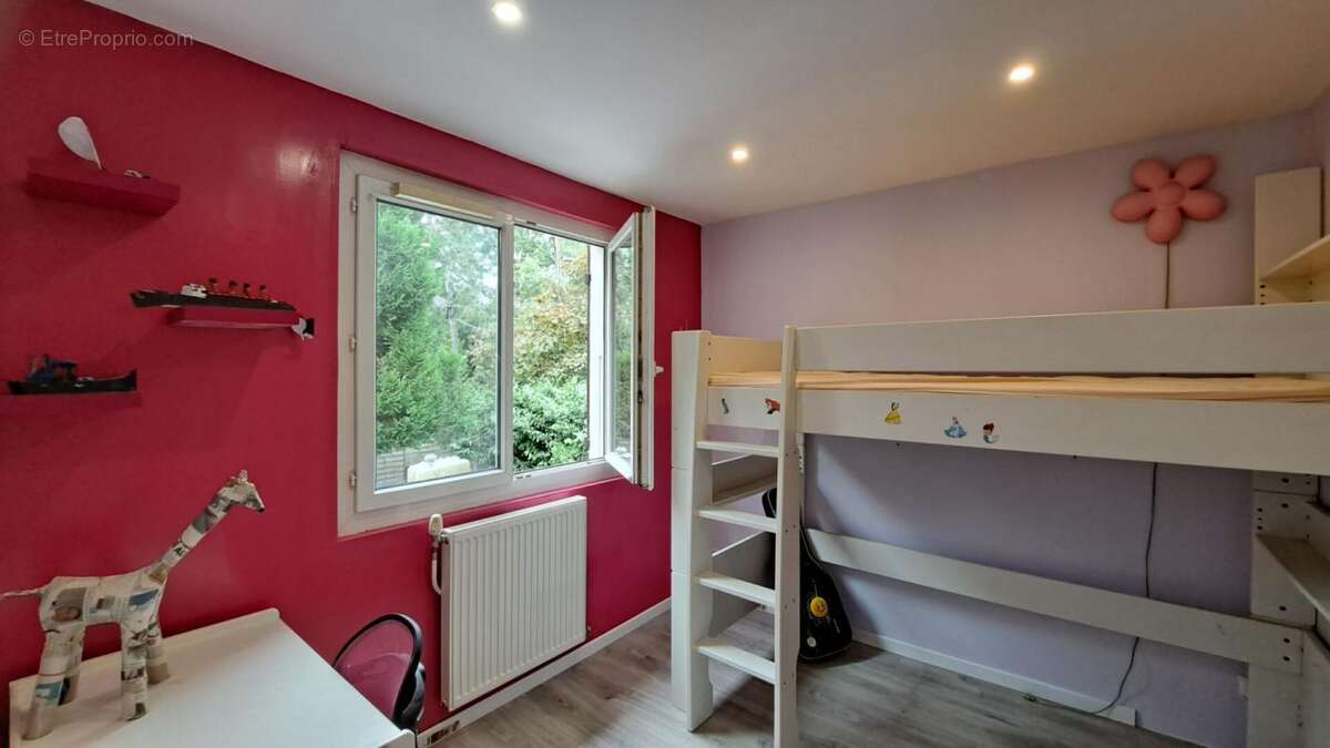 Maison à LEVIS-SAINT-NOM