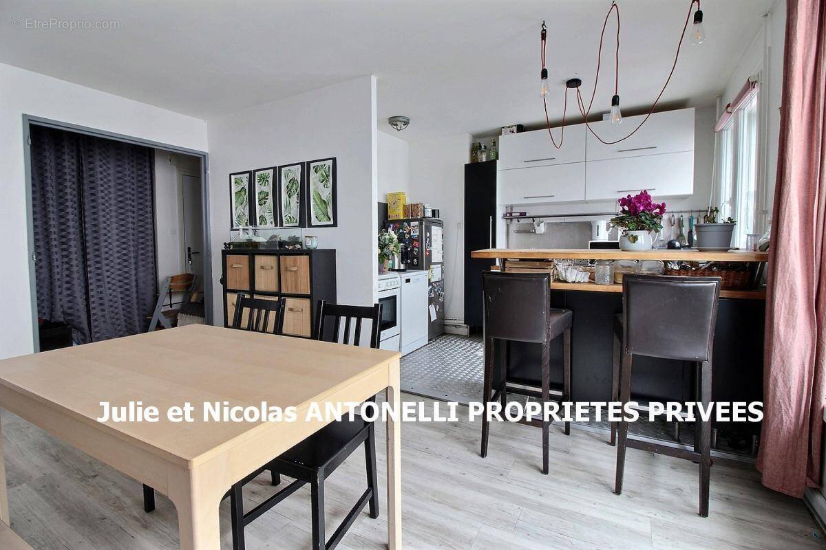 Appartement à SAINT-ETIENNE