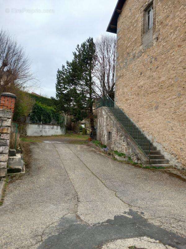 Appartement à DUNIERES