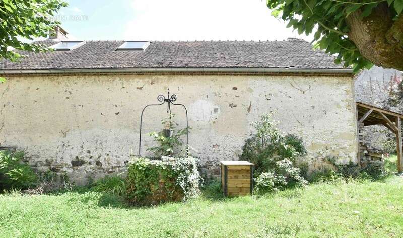 Maison à SAINT-MAURICE-AUX-RICHES-HOMMES