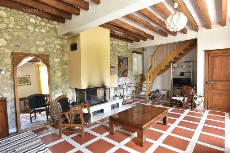 Maison à SAINT-MAURICE-AUX-RICHES-HOMMES