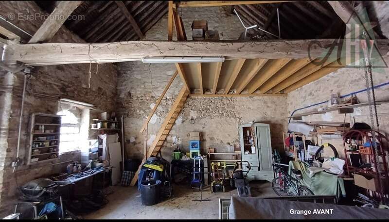 Maison à SAINT-MAURICE-AUX-RICHES-HOMMES