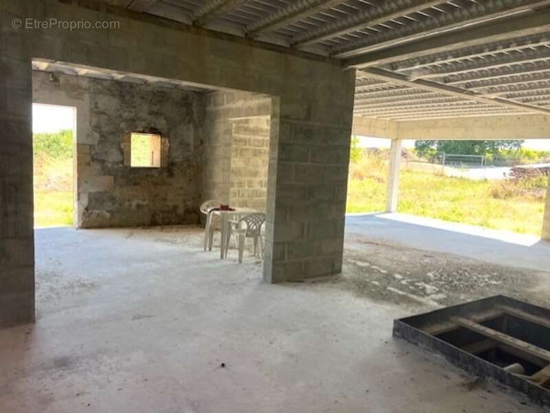 Maison à MESCHERS-SUR-GIRONDE