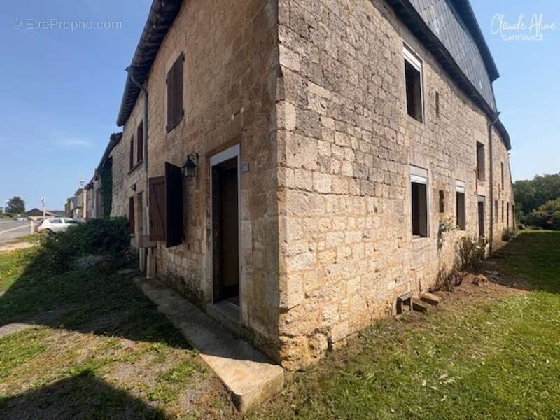 Maison à THIN-LE-MOUTIER