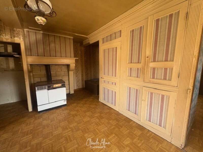 Maison à THIN-LE-MOUTIER