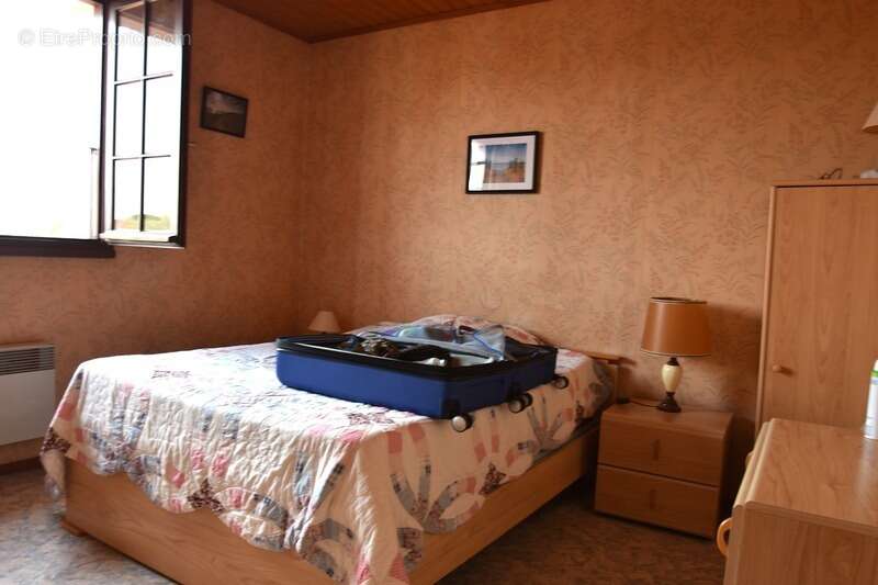 Maison à LA BREE-LES-BAINS