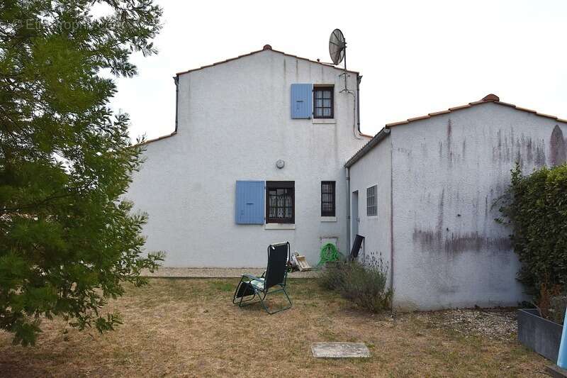 Maison à LA BREE-LES-BAINS