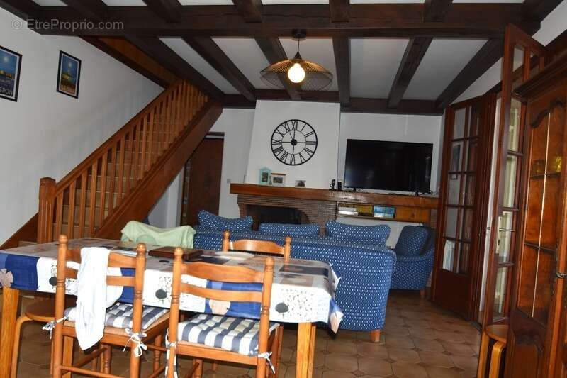 Maison à LA BREE-LES-BAINS