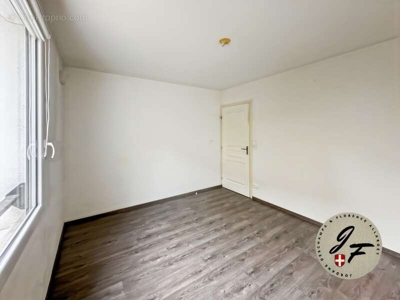 Appartement à AIX-LES-BAINS