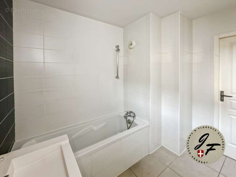 Appartement à AIX-LES-BAINS