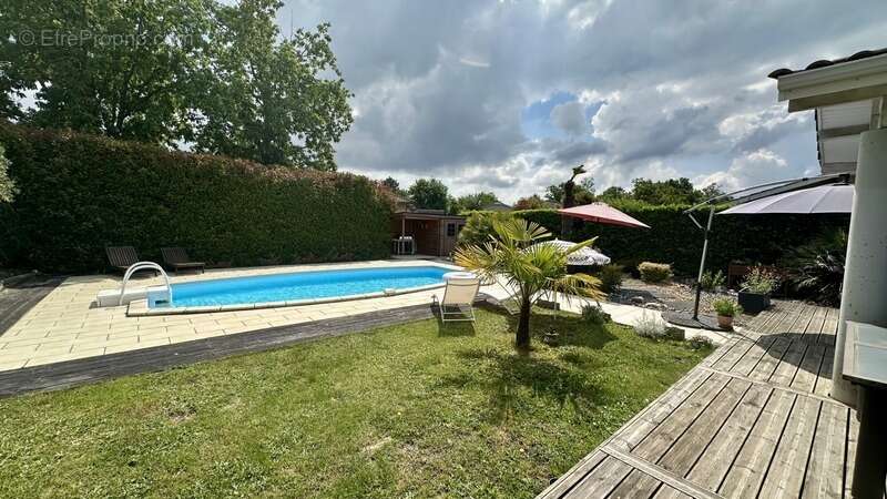 Maison à SAINT-JEAN-D&#039;ILLAC