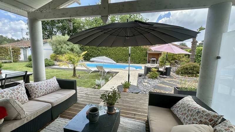 Maison à SAINT-JEAN-D&#039;ILLAC