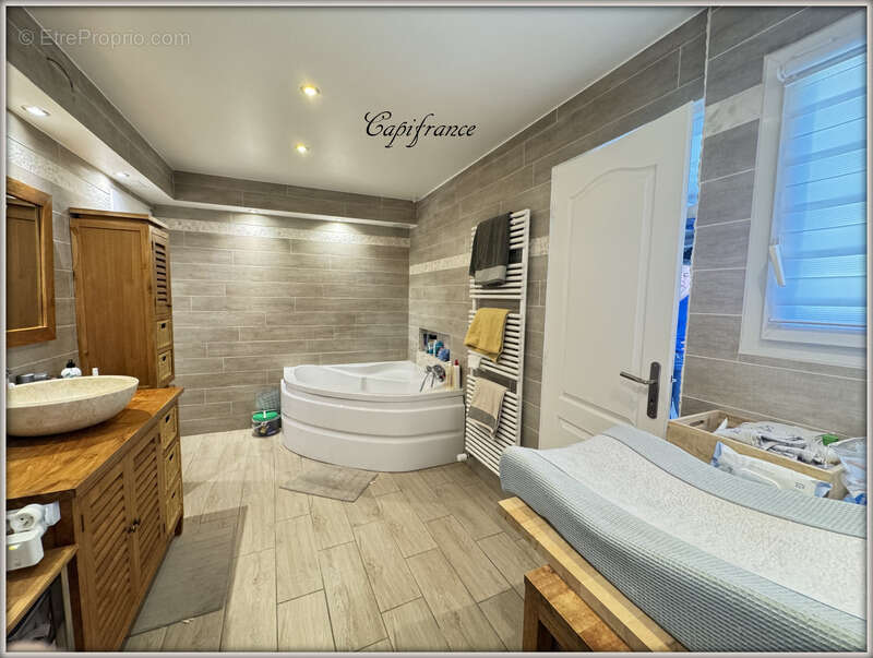 Maison à AULNAY-SOUS-BOIS