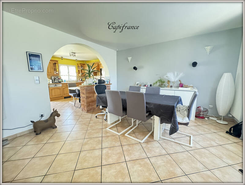 Maison à AULNAY-SOUS-BOIS