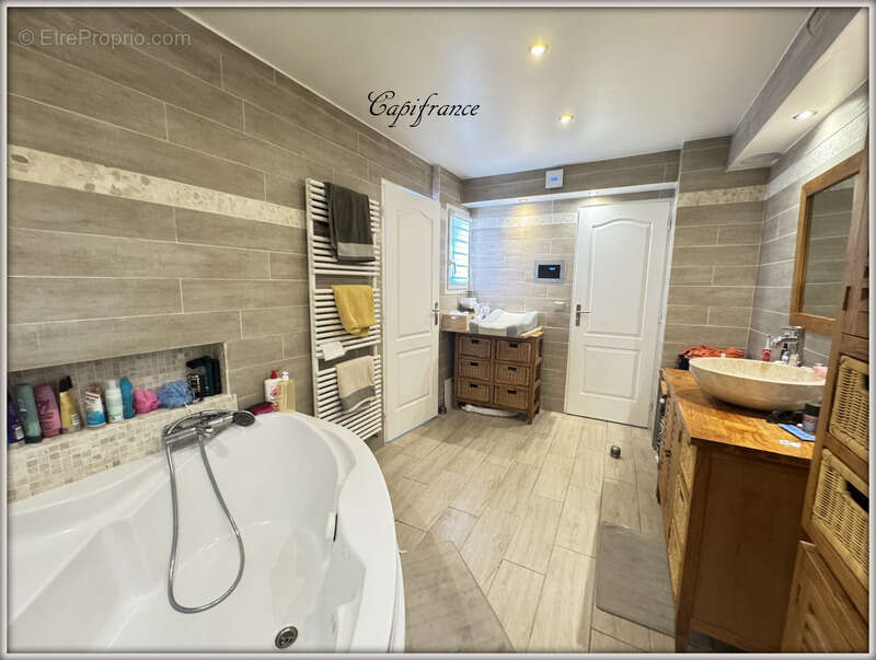 Maison à AULNAY-SOUS-BOIS