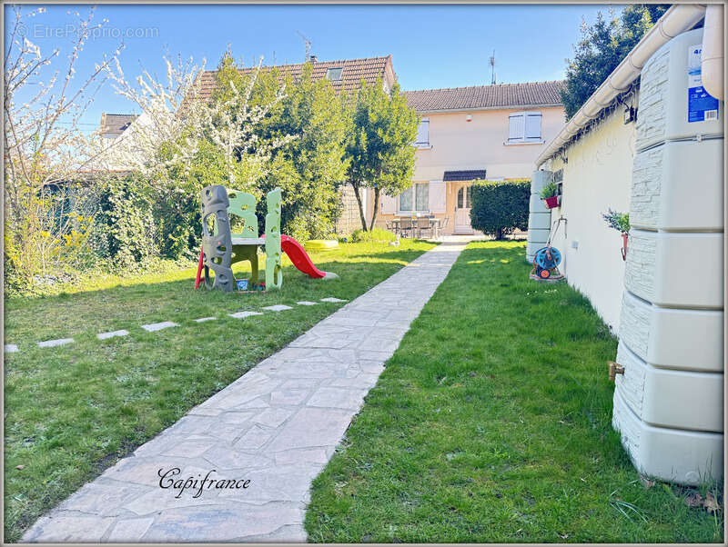 Maison à AULNAY-SOUS-BOIS