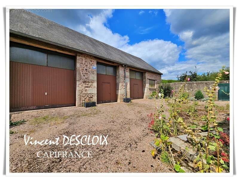 Maison à DUN-LES-PLACES